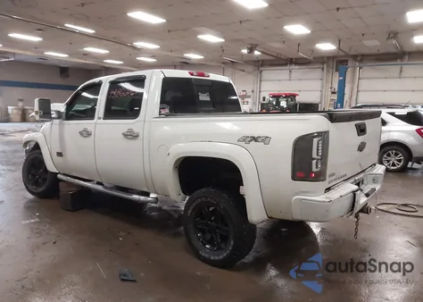 2009 Chevrolet Silverado 1500 Lt z USA, uszkodzony, nr VIN 3GCEK23319G197464